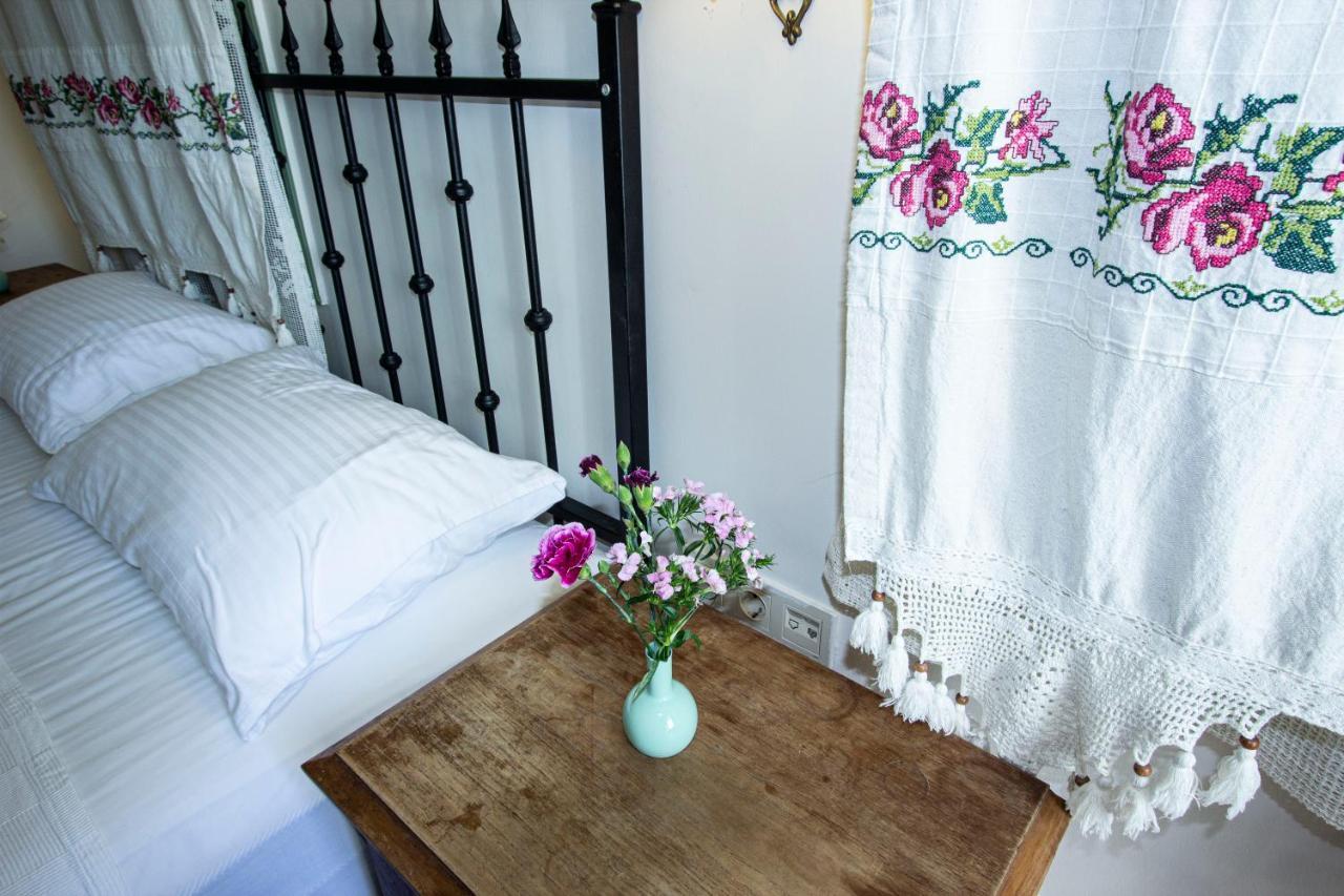 Opus 1910 Hotell Ayvalı Eksteriør bilde