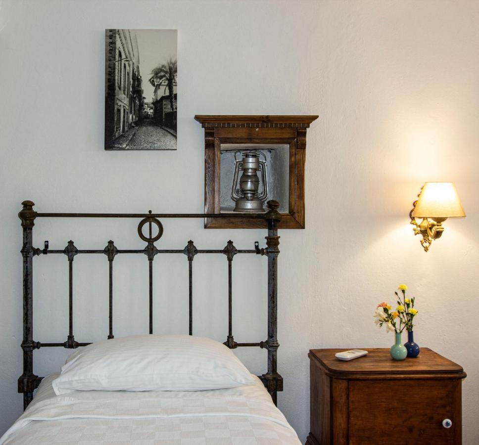 Opus 1910 Hotell Ayvalı Eksteriør bilde